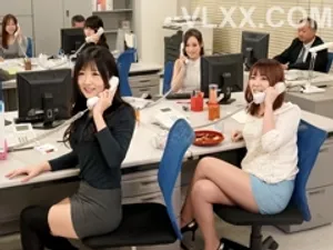 Thầy pháp giúp em gái lồn tơ mở rộng tiền tài